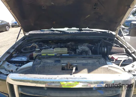 2001 Ford F-350 Lariat/Xl/Xlt z USA, uszkodzony, nr VIN 1FTSW31F81ED06668